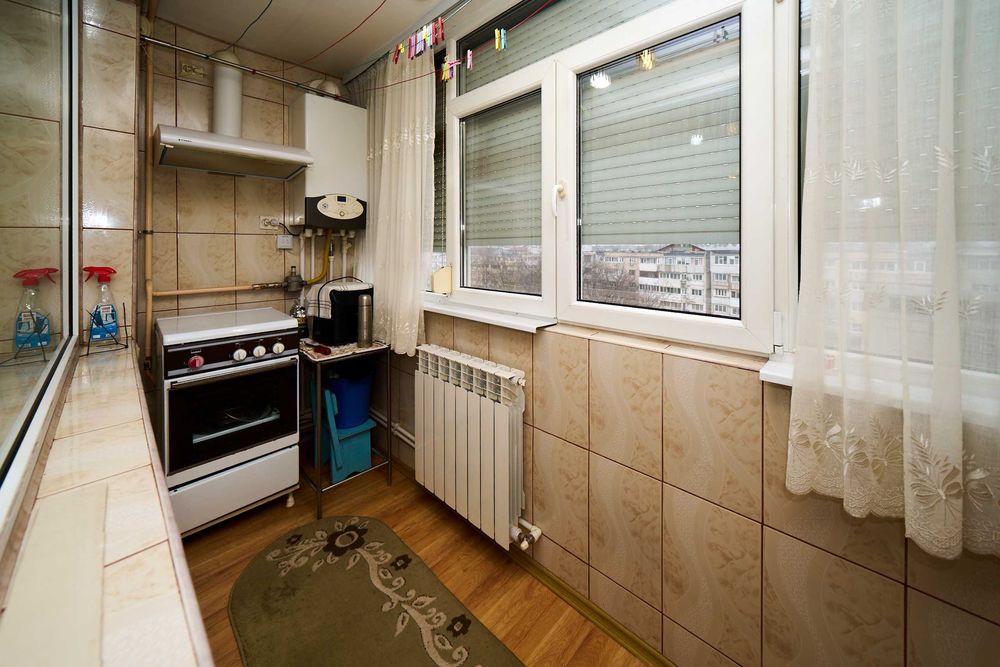 Garsonieră de vânzare – Siderurgiștilor, Țiglina 2, Galați | Bloc anvelopat | Centrală proprie | Balcon | Mobilată | Centrală proprie | AC