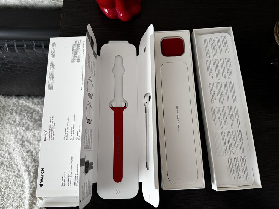 Apple Watch Series 6 Красные (Product Red)