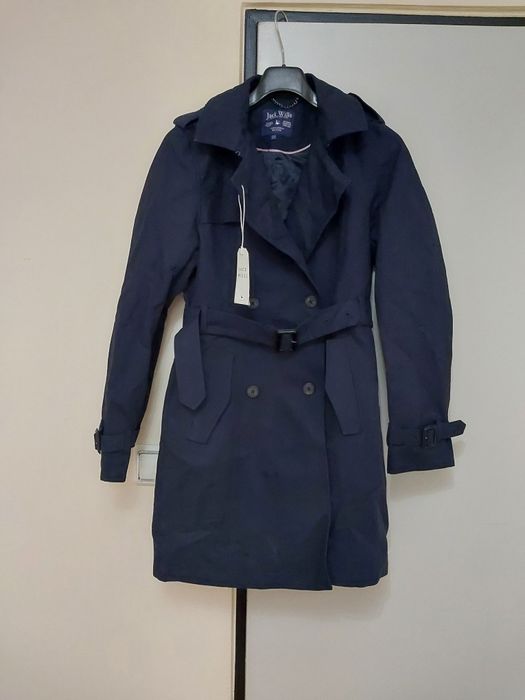 Тъмно синьо дамско манто