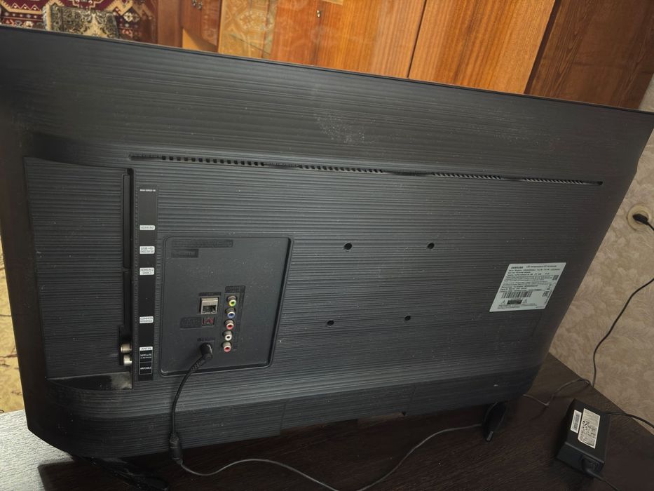 Продам телевизор Samsung