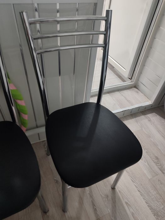 Срочно продам 4 студа