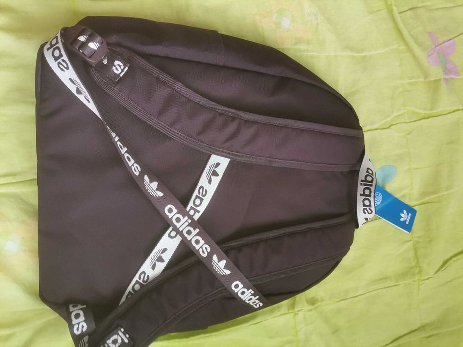 Лот оригинални чанти ADIDAS за ценители