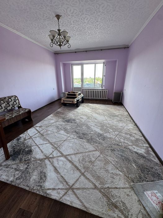Продам квартиру срочно этаж 5/5