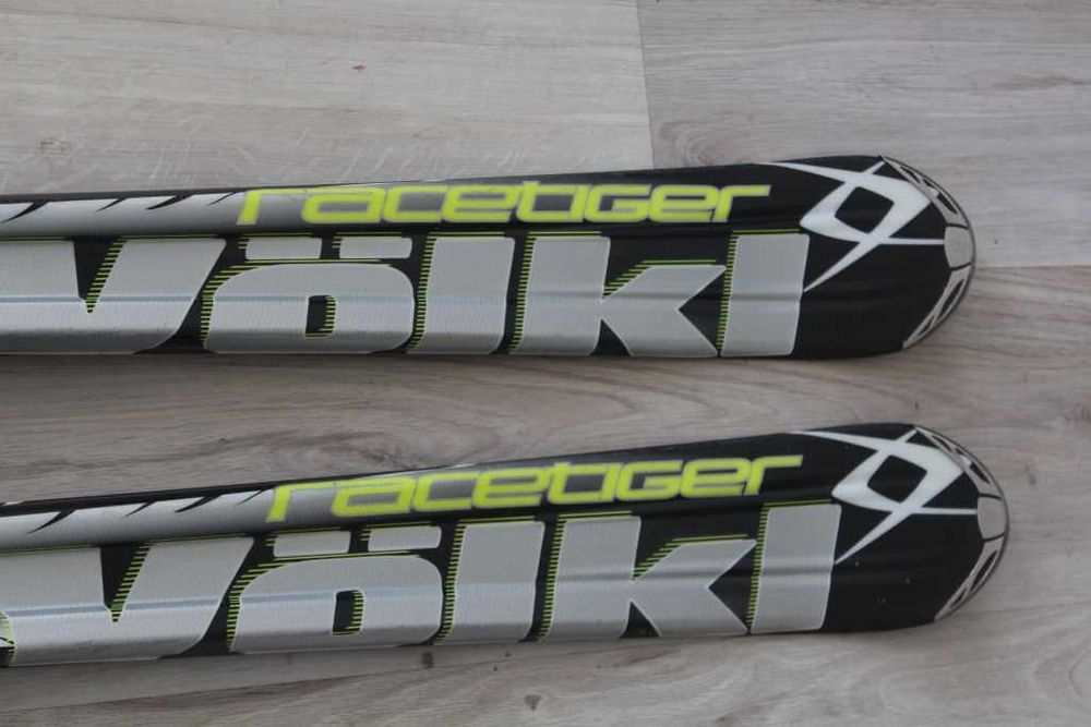 VOLKL Racetiger Sc 168cm R14,7m