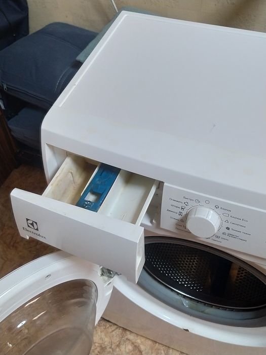 Electrolux 9kg 1000 оборот/мин