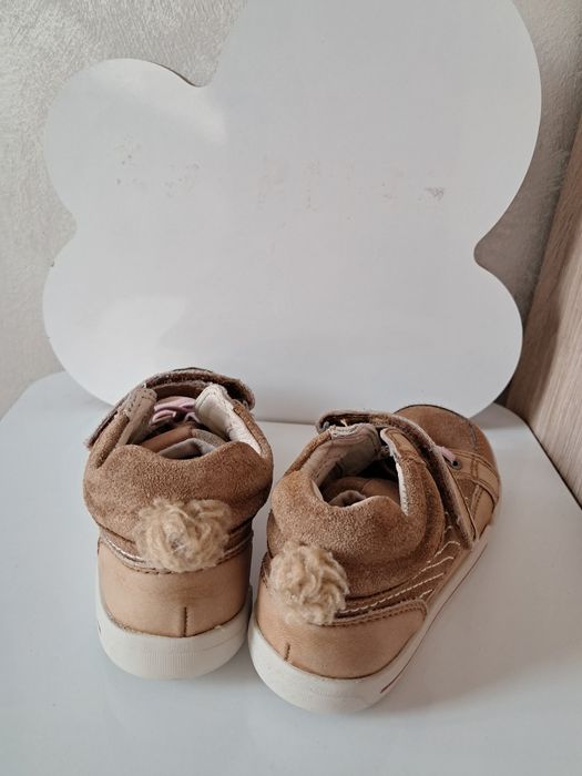 Pantofi sport, 24 m