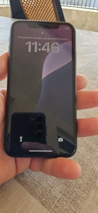 IPhone 11 много запазен
