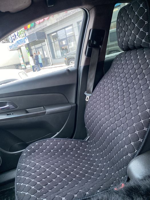 Чехлы на автомобиль