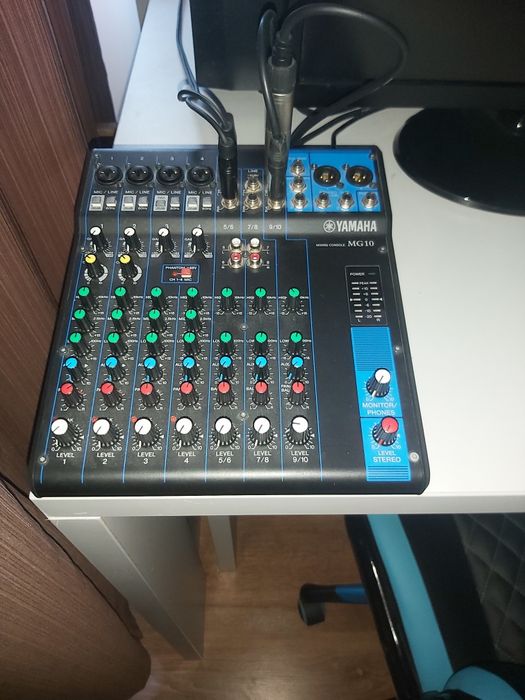 Mixer Yamaha MG_10, 10 channel
