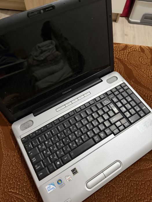 Ноутбук Toshiba не рабочий