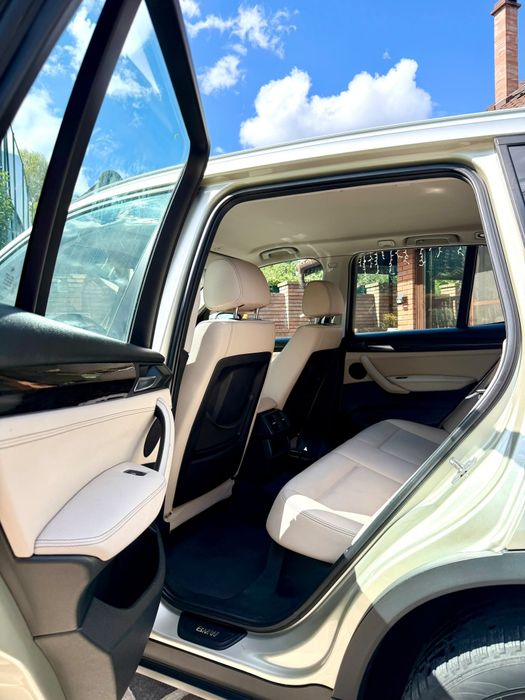 Bmw X3 xdrive anul 2011 stare impecabilă