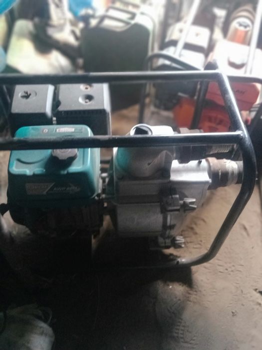 Продам мотопомпу грязевую