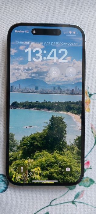 Продам IPhone 14 Pro