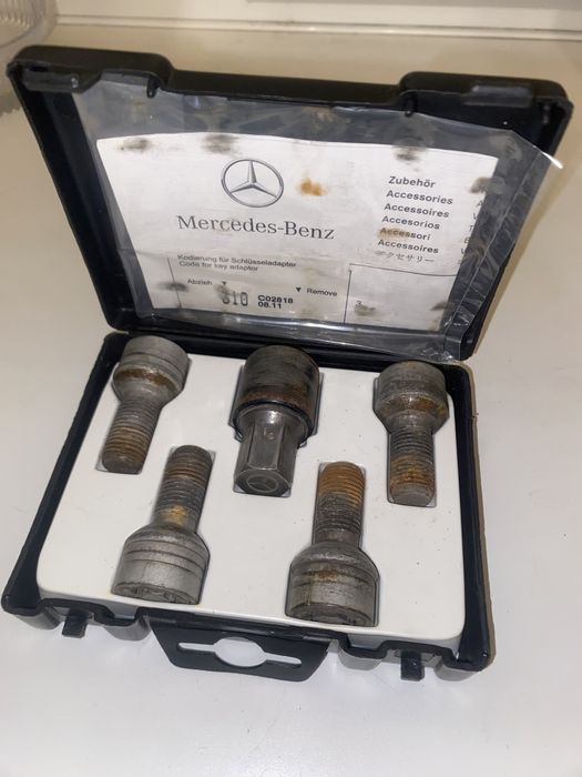 Секретки мерседес