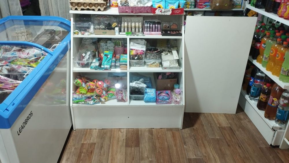 Продается полка для магазина