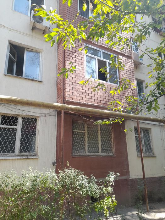 Uy arindàga brigadier 3xonali hama honada gilam haladilnik 1 yumshoq m