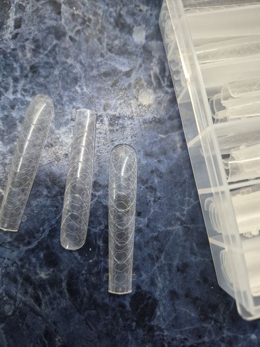 Для наращивания ногтей,брилиантовый рисунок