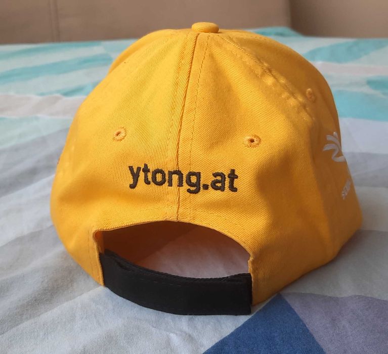 Мъжка шапка с козирка YTONG