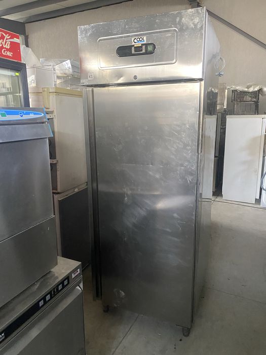 Професионален  фризер