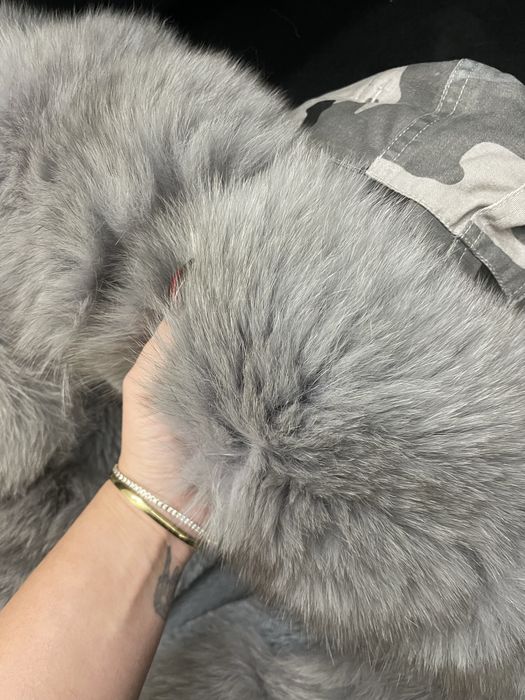 Сива камуфлажна парка с лисица