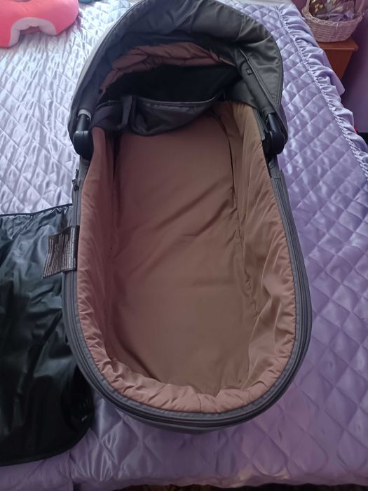 Бебешка количка kinderkraft