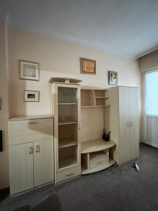 Холна Секция (Бежова)