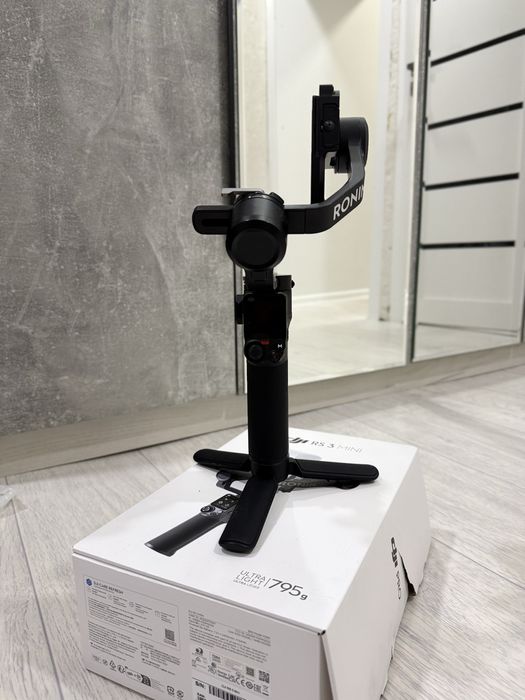 ПРОДАЮ Стедикам DJI RS3 Mini