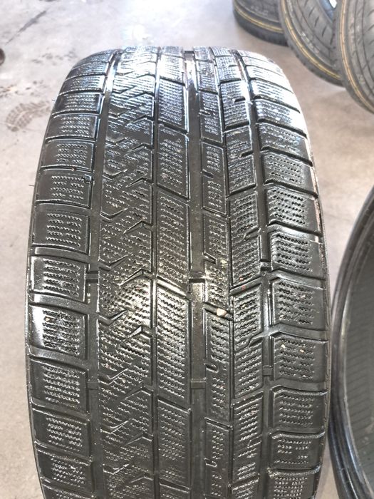 Шина на LI L9 265/45/R21