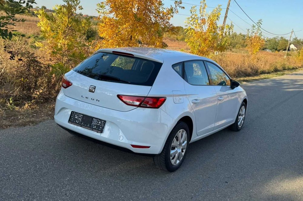 Seat Leon 3 1.6TDi - ScauneÎncălzite, Clima, Navi | În stare Excelentă