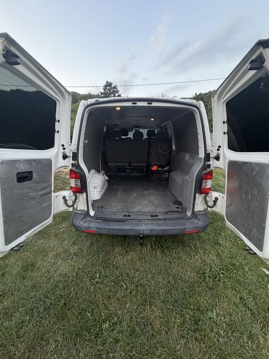 VW Transporter T5 Long 2.0 TDI