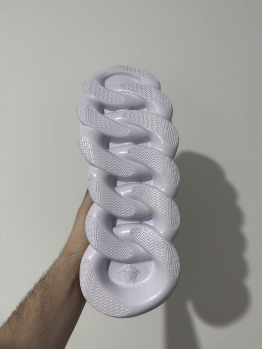 Versace Chain Reaction