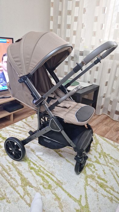Продам коляску Kidillo.