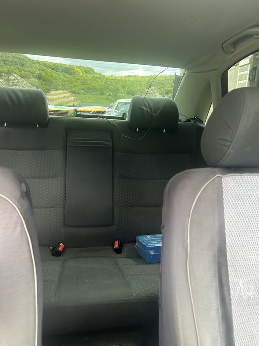 Vand audi A4 1.6 benzina