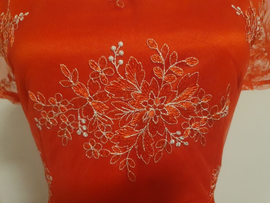 Rochie rosie eleganta