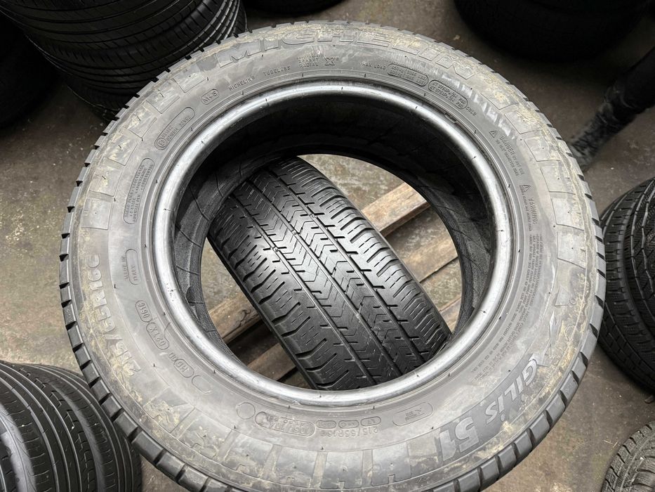 2x Anvelope All Season 215/65 R16C M+S - Michelin Agilis 51