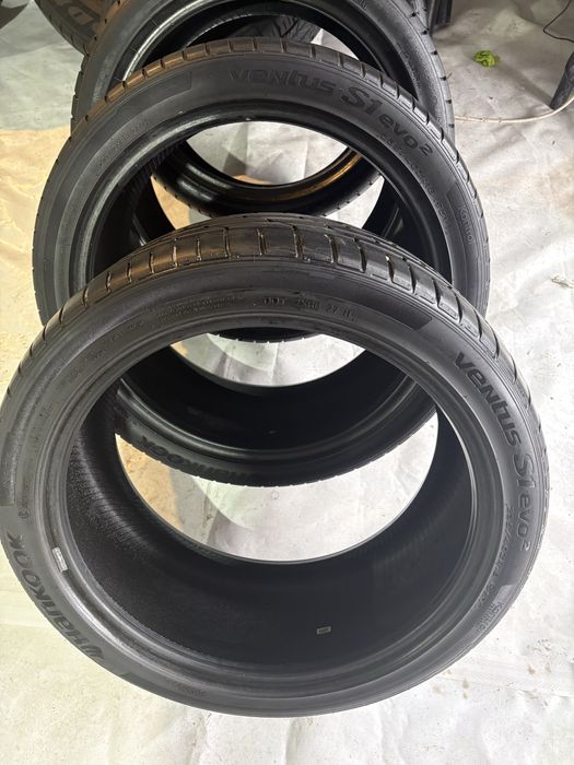 Гуми летни  235/40/18 hankook  dot 2022