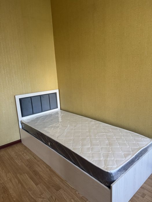 Кровать односпальная новый