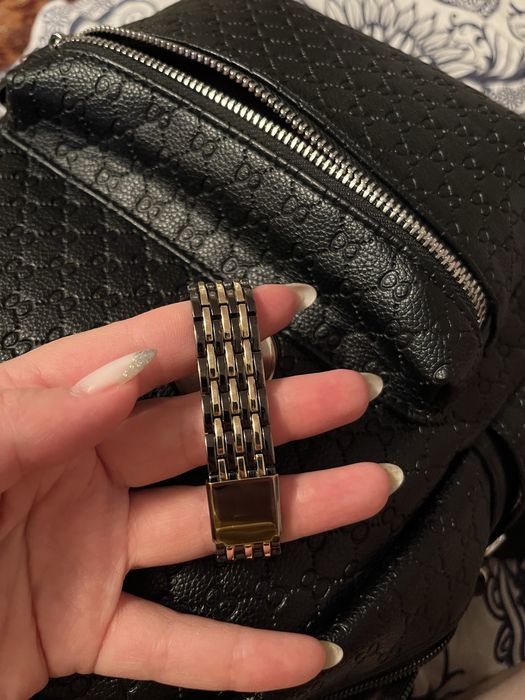 Продам часы для девушки