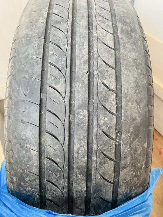 Шины 215/60 /R16 бу 4 штук --- 25 000 тн общий