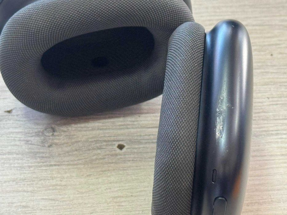 Apple AirPods Max