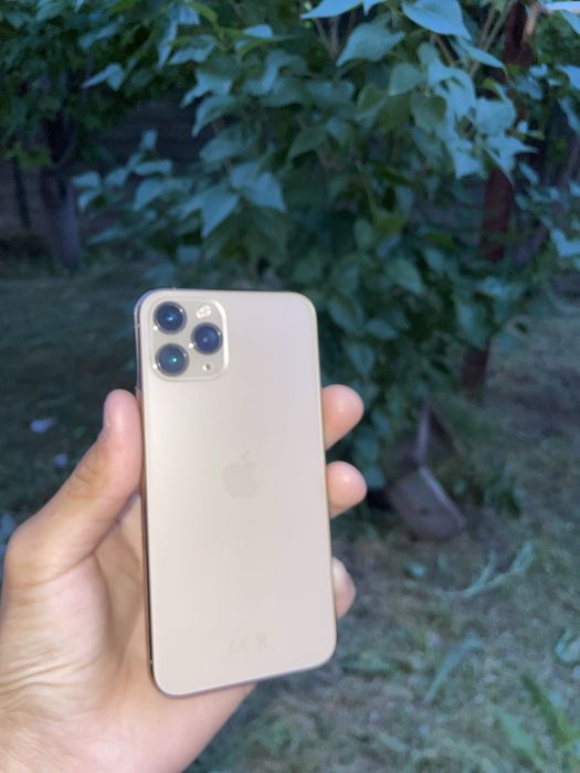 Iphone 11 pro gold