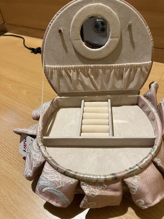 Дамски органайзер за бижута