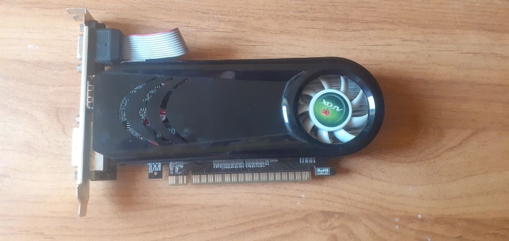 Видеокарта GT520 2GB