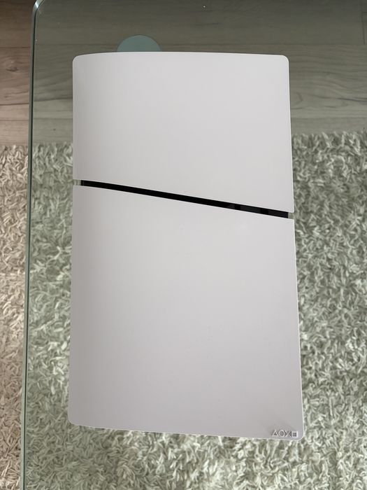 ps5 slim 1tb cu bon si cutie