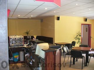 Търговски обект - магазин и заведение