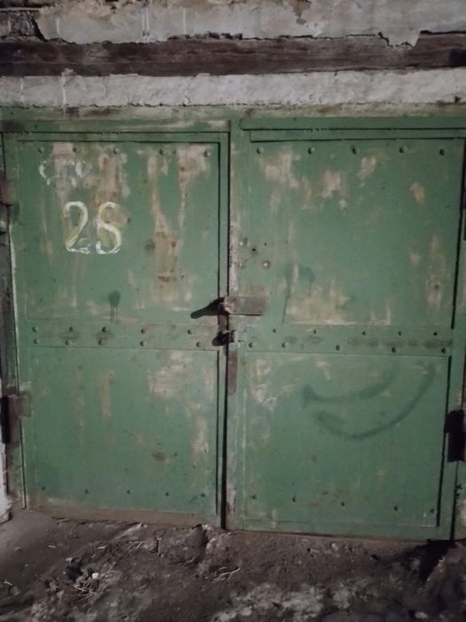 Сдается гараж на 32 кв за 4 домом