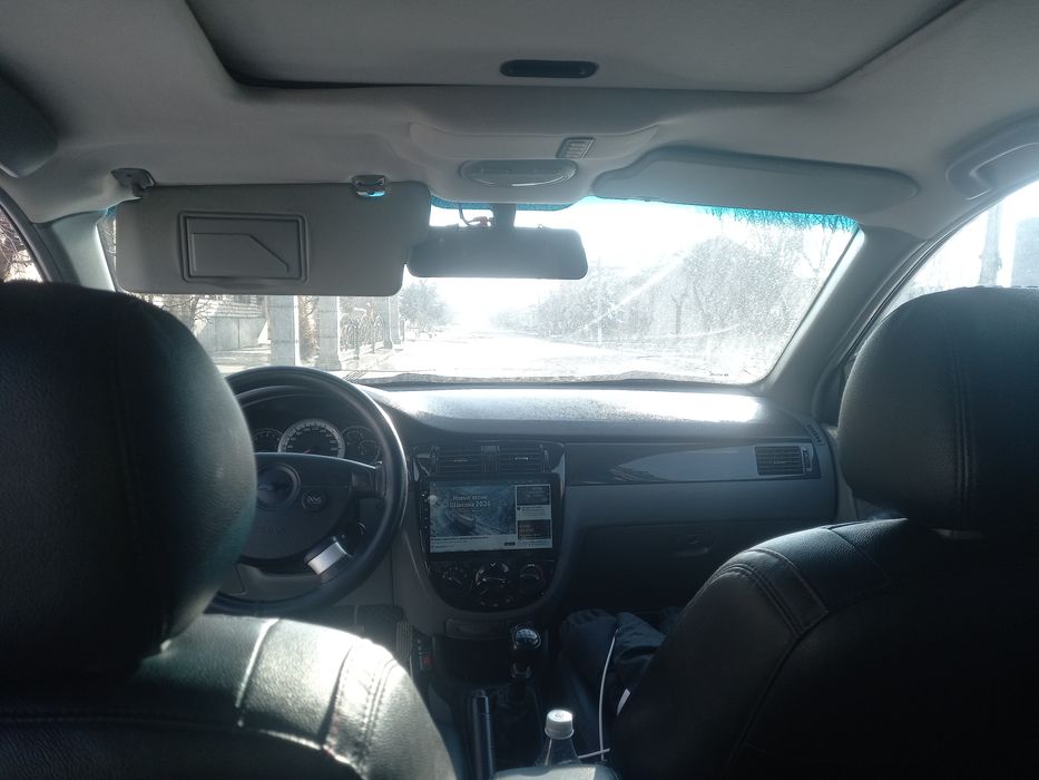 Lasseti 1.8 jentra qilingan kelishadigan joyi bor