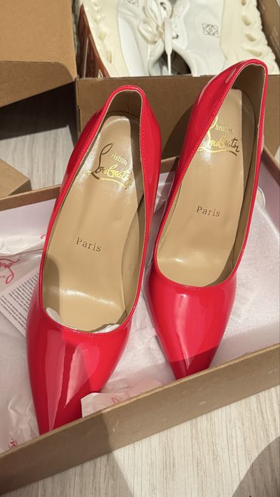 Лабутены туфли новые