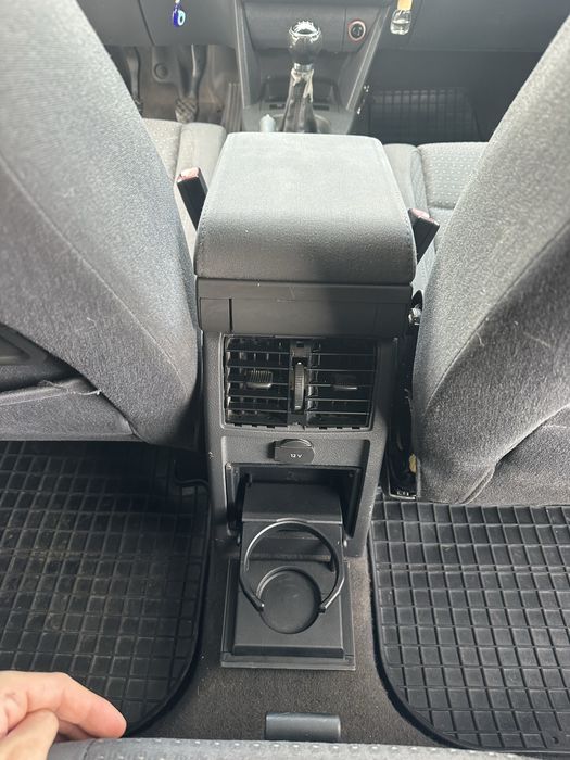 Vand Volkswagen Touran 2.0 140cp