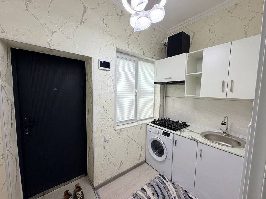 Коттедж продается с мебелью на Сергелях